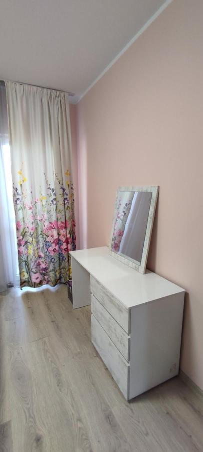 Luxury And Stylish Apartmen, Metro Station Obelya Sofia Zewnętrze zdjęcie