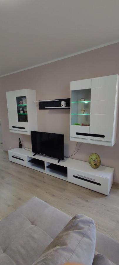 Luxury And Stylish Apartmen, Metro Station Obelya Sofia Zewnętrze zdjęcie